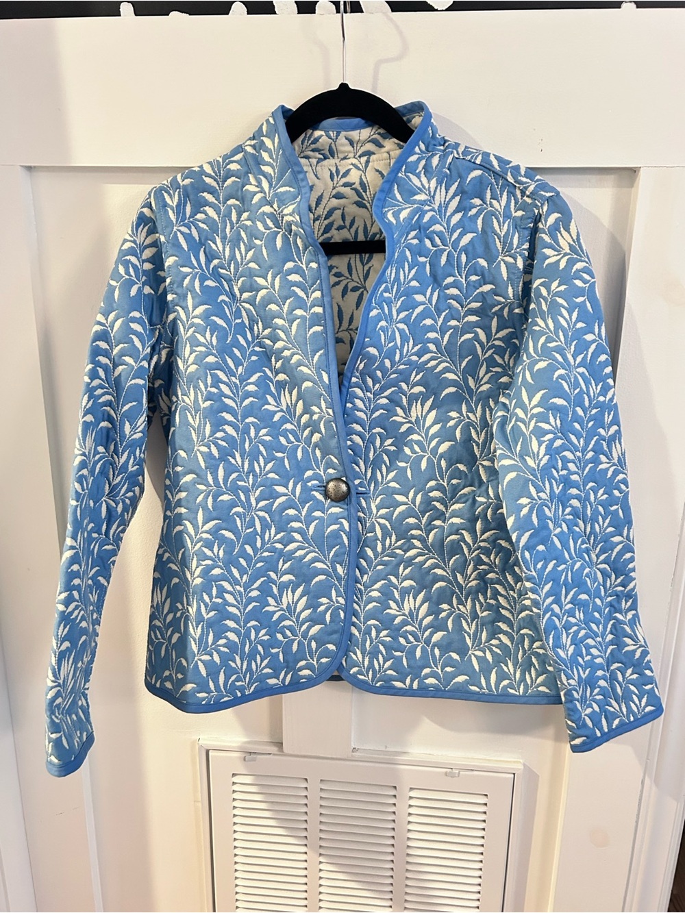 Trimdin Reversible Quilted Floral Jacket Blue White Stand Collar Size M/L